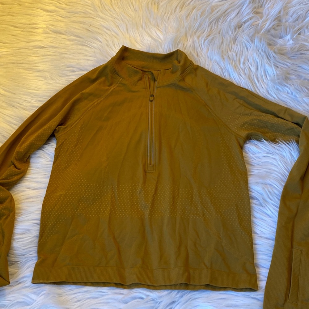 Lululemon long sleeve top